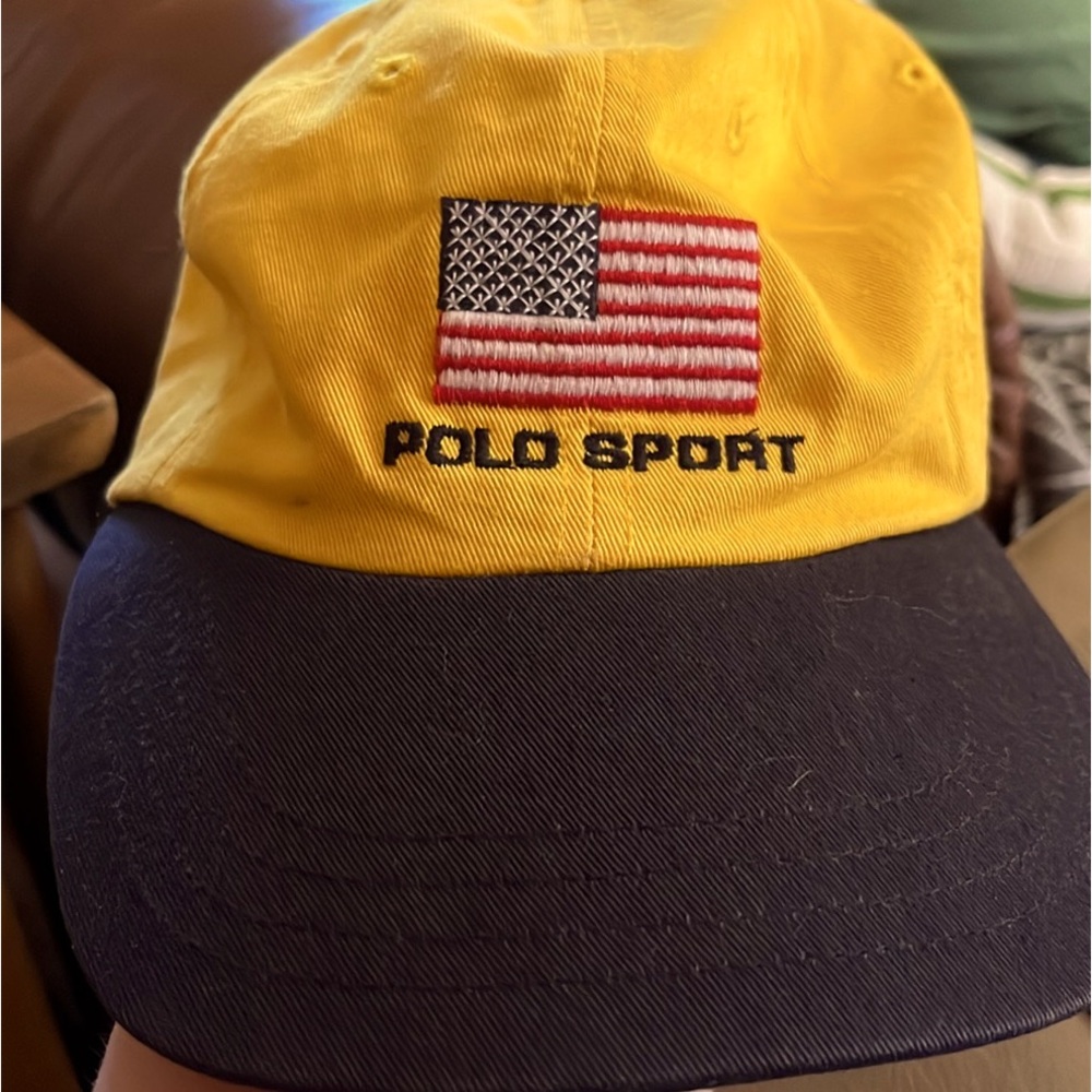 Vintage polo Ralph Lauren sport yellow and blue hat